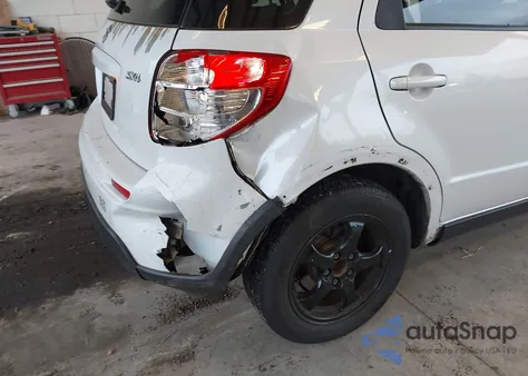 2011 Suzuki Sx4 Jx z USA, uszkodzony, nr VIN JS2YA5A33B6300028